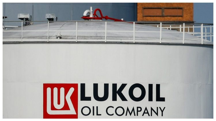 Lukoil, sub asediu în Bulgaria: deputații ignoră președintele și pregătesc vânzarea rafinăriei