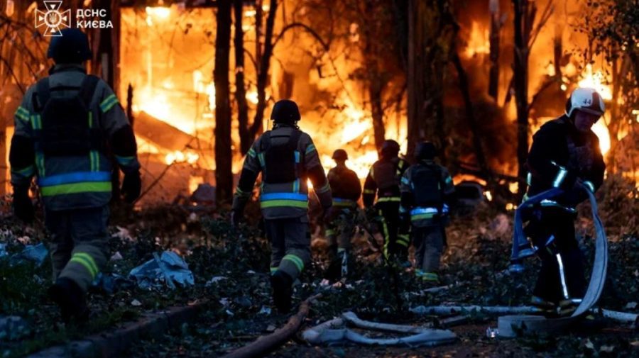 Ucraina, în beznă. Atacurile masive ale Rusiei au redus producţia de energie la „zero”
