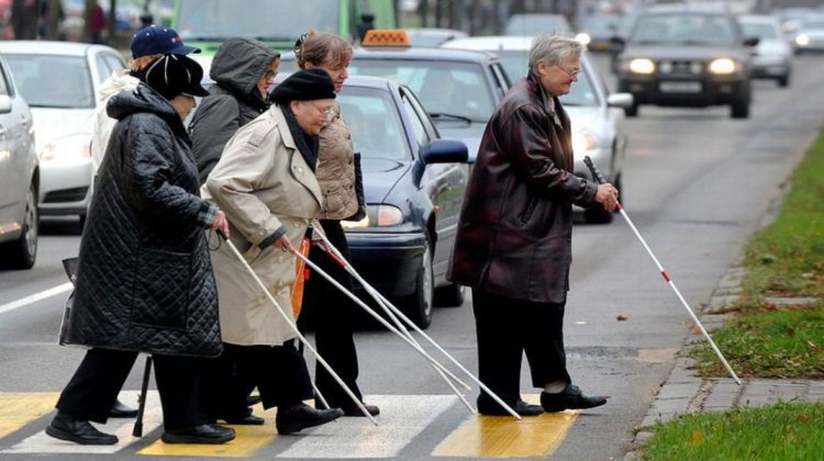 Ajutor de 1 000 de lei pentru chișinăuienii cu probleme de vedere