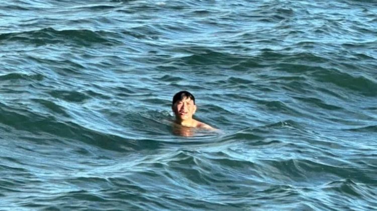 Trei bărbați, salvați după ce au plutit peste 40 de ore în largul mării. „A fost ca un miracol”