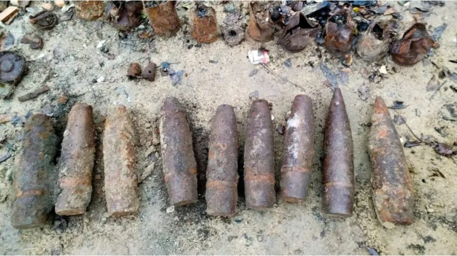 Alertă la Măgdăcești! Mai multe obiecte explozive au fost găsite în timpul unor lucrări de construcție