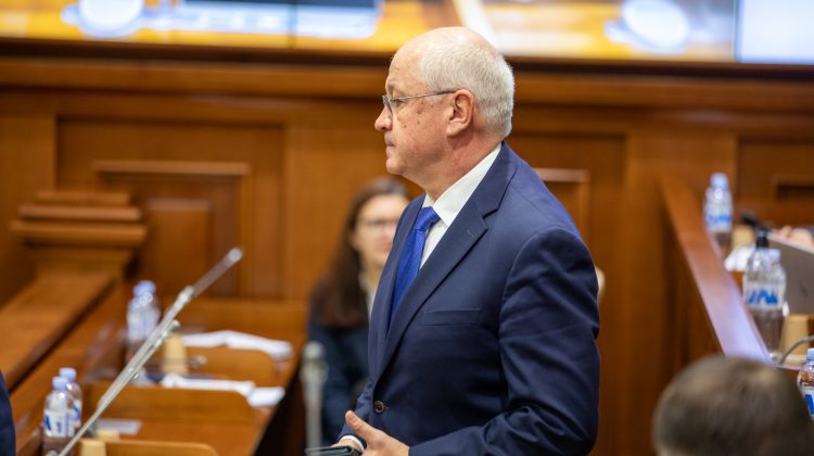 Guvernul nu va prezenta raport la 100 de zile de mandat? Premierul: Practică învechită, sovietică