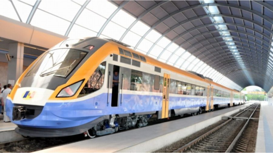 Trenul Chișinău-București, blocat la Ungheni mai bine de 4 ore din cauza unui control extins